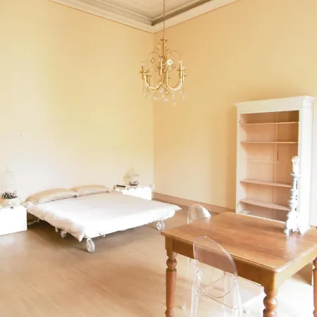 An Elegant Private Privatunterkunft *